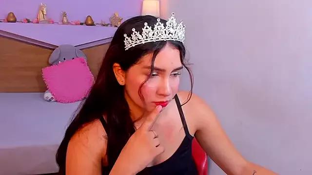SerenaRose8 from StripChat is Freechat