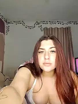 SerenaVice from StripChat is Freechat