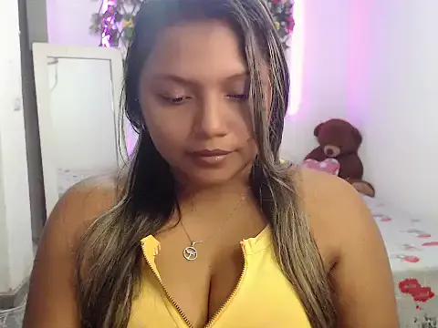 sexysusan4you from StripChat is Freechat