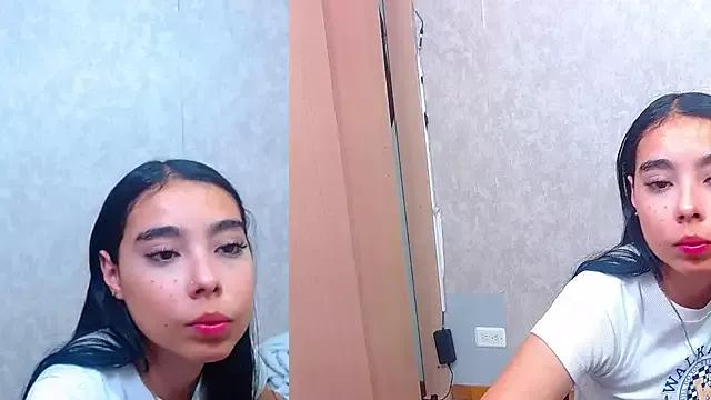 sharlo_rooss from StripChat is Freechat