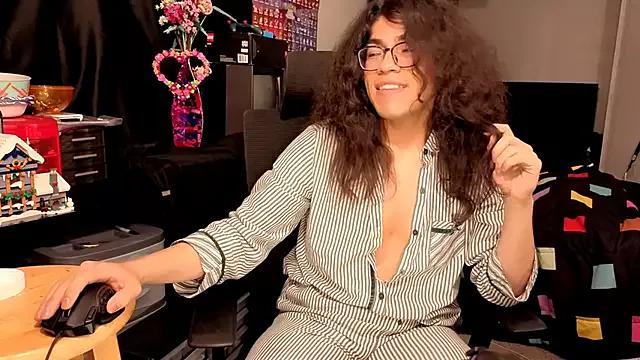 ShinyCherub from StripChat is Freechat