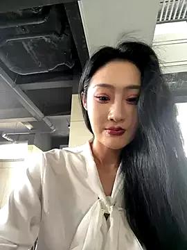 so-linger from StripChat is Freechat