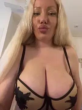 Discover girls online performers. Slutty sexy Free Models.