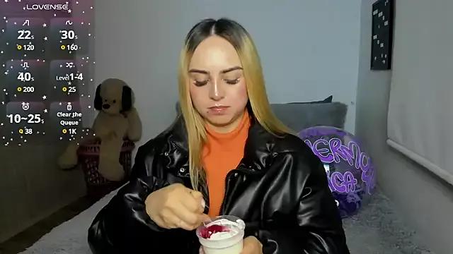 Discover girls online performers. Slutty sexy Free Models.