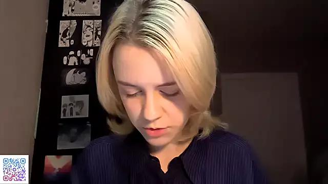 Stelline_ from StripChat is Freechat