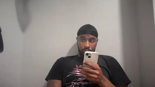 Stressreliever82 from StripChat is Freechat