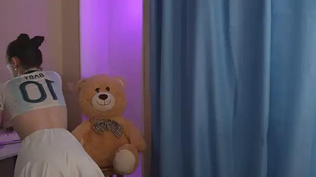 Sugar_Peasy from StripChat is Freechat