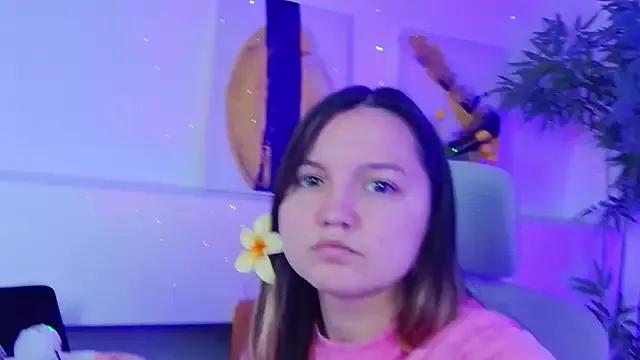 SunshineSatiSky from StripChat is Freechat
