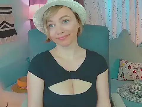 SweetEye from StripChat