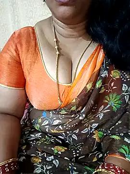 Swetyhoney from StripChat is Freechat