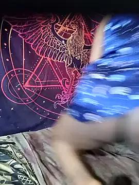 TheeVENUSNoir from StripChat is Freechat