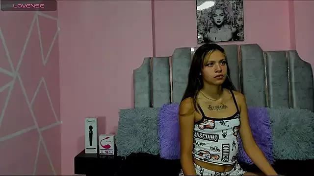 Discover girls online performers. Slutty sexy Free Models.