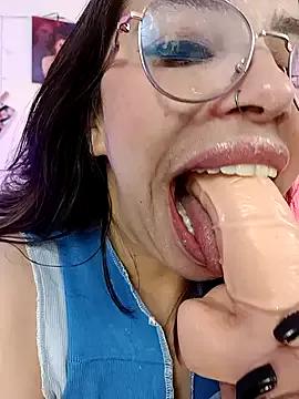 Discover girls online performers. Slutty sexy Free Models.