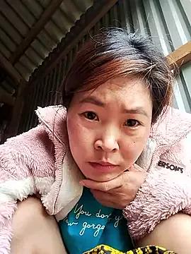 vivi_cute from StripChat is Freechat