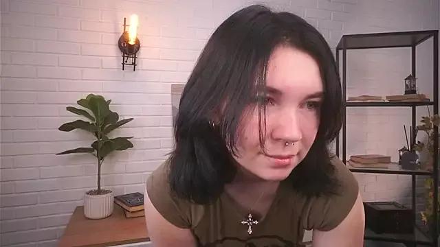 VivienCalisto from StripChat is Freechat