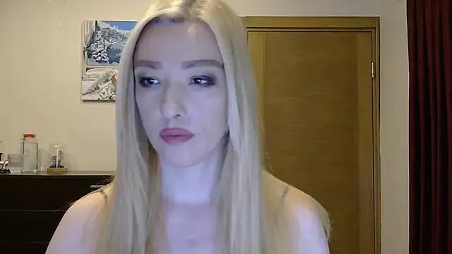 Wild_Silk_Desire from StripChat is Freechat