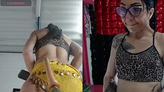 wildblackhair_1 from StripChat is Freechat