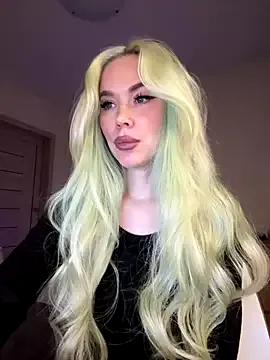 XDinnax from StripChat