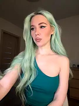 XDinnax from StripChat