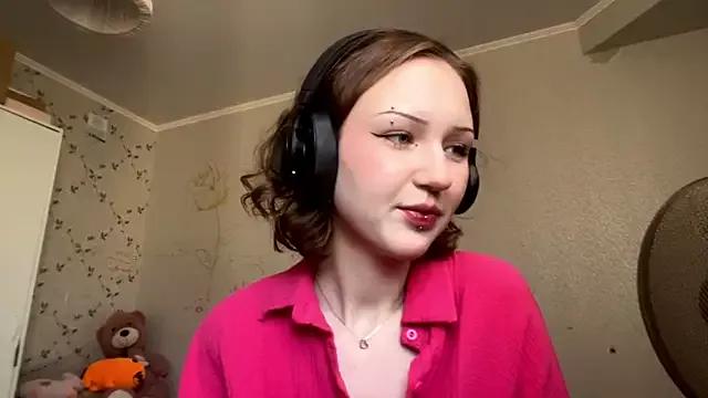 You_Dream_HereNOW from StripChat is Freechat