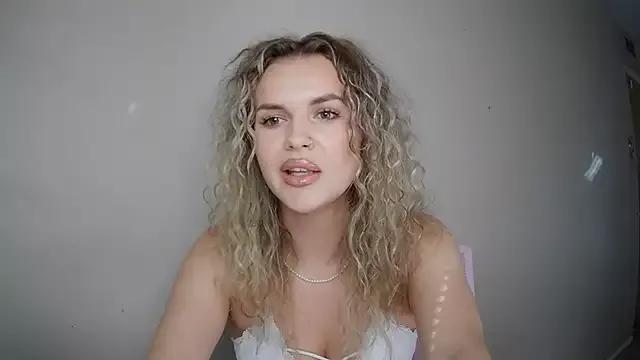 Discover girls online performers. Slutty sexy Free Models.
