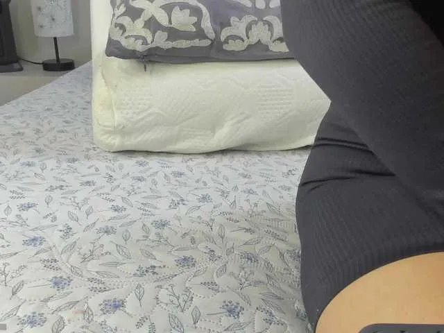 Freechat -fullmoon on BongaCams