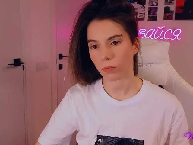 Offline -naomisweet- on BongaCams