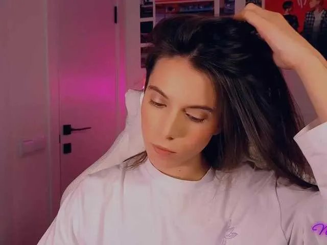 Offline -naomisweet- on BongaCams