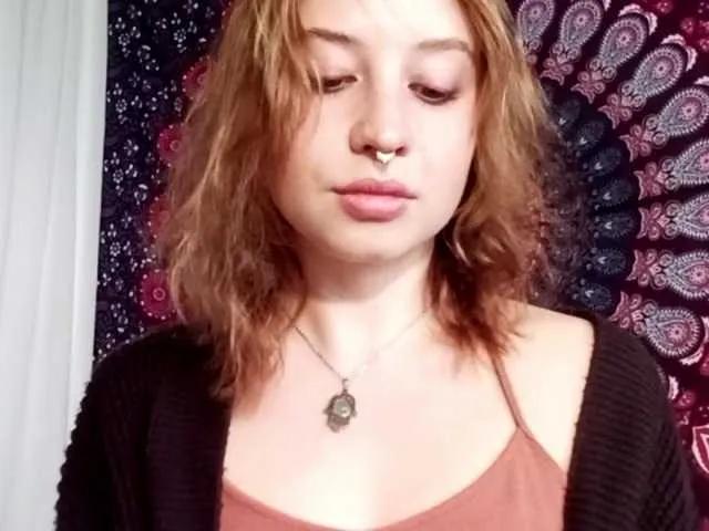 AdalynGlow on BongaCams