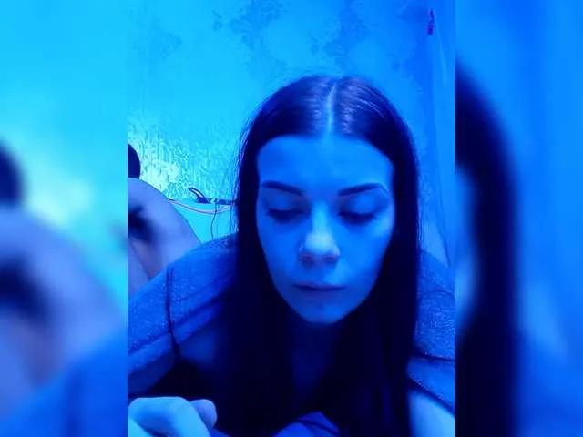 Freechat AdidasCoin on BongaCams