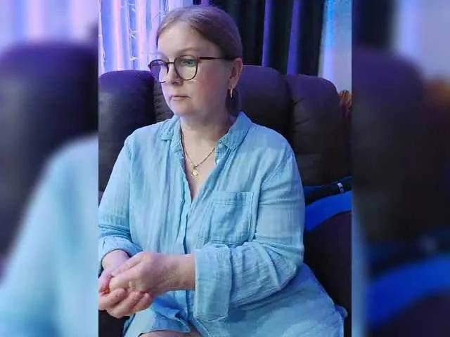 Offline Adiline on BongaCams