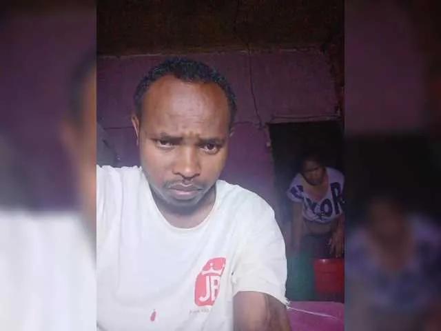 Offline Aiiina on BongaCams