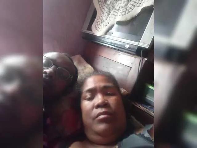 Offline Aiiina on BongaCams