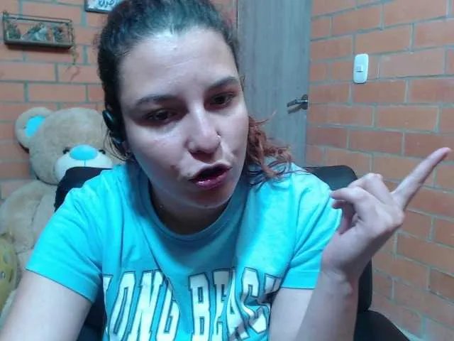 Offline alexa-kiut on BongaCams