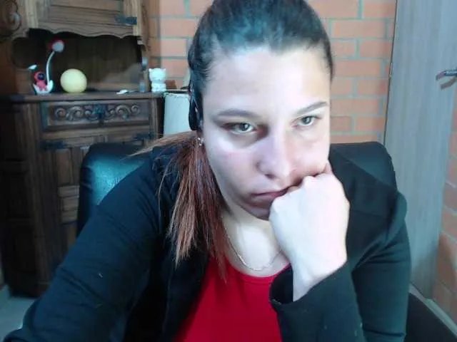 Offline alexa-kiut on BongaCams