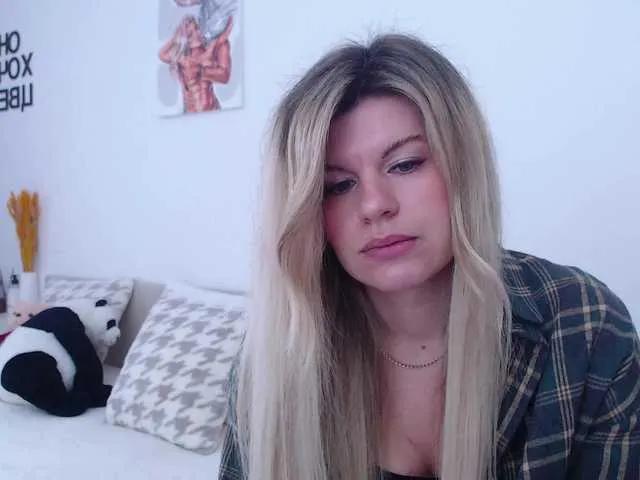 Offline AlexaX7 on BongaCams