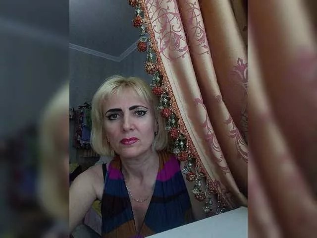 Offline Alinasweet on BongaCams