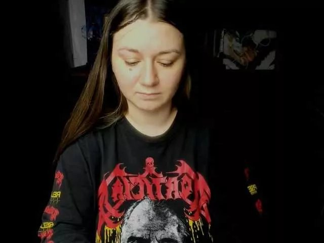 Offline AlisaBacker on BongaCams