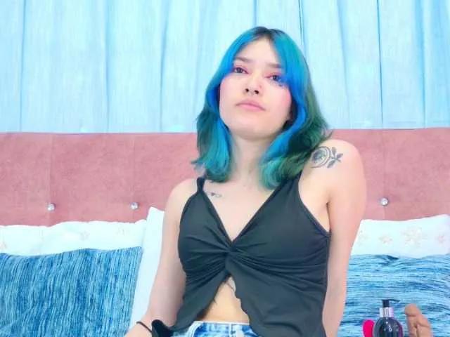 Offline AlliciaKim on BongaCams