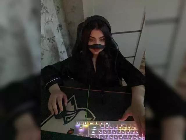 Freechat aloeloea on BongaCams