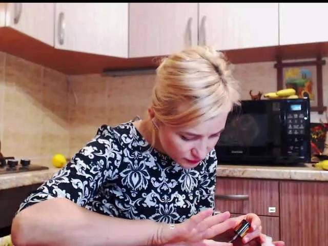 Offline alya555 on BongaCams