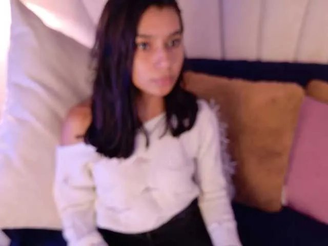 Offline Alyssa-Ray on BongaCams