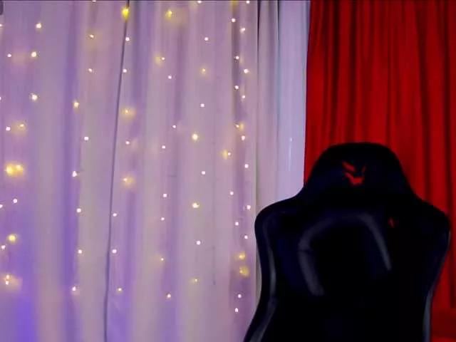 Offline Amelia-skyy on BongaCams