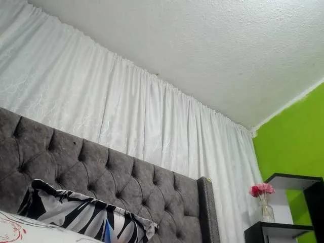 Offline ANA-BULLOCK- on BongaCams