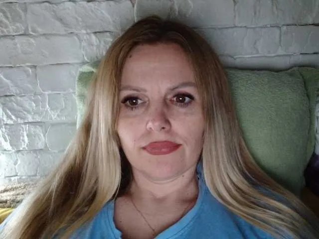 Offline AngelAlone on BongaCams