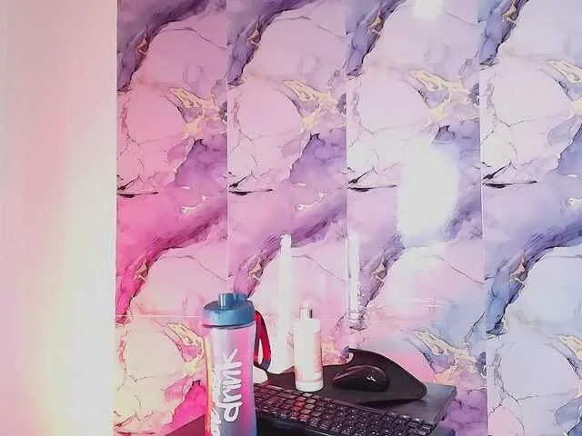 Freechat AngelThroatt on BongaCams