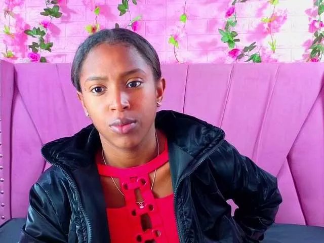 Offline AngeyaPetite on BongaCams