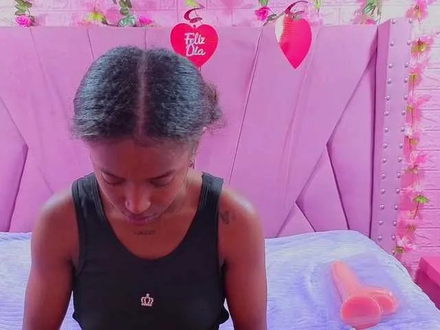 Offline AngeyaPetite on BongaCams