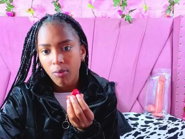 Offline AngeyaPetite on BongaCams