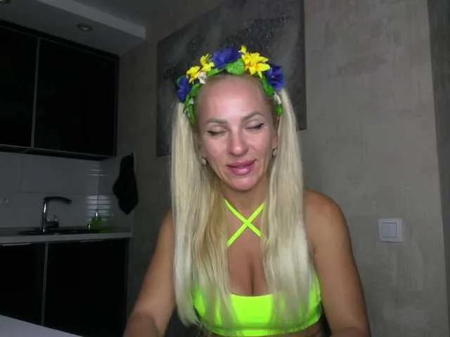 annamari1563 on BongaCams 